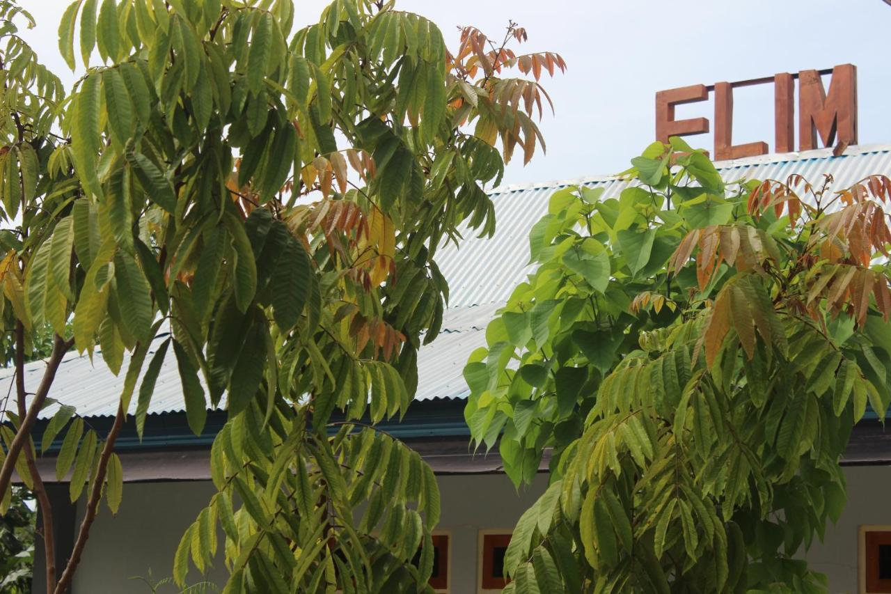 Pondok Wisata Dan Restoran Elim Waingapu Eksteriør bilde