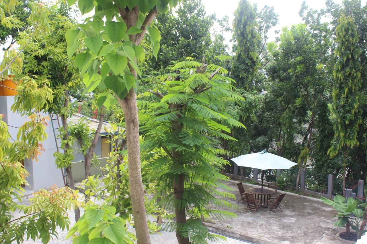 Pondok Wisata Dan Restoran Elim Waingapu Eksteriør bilde