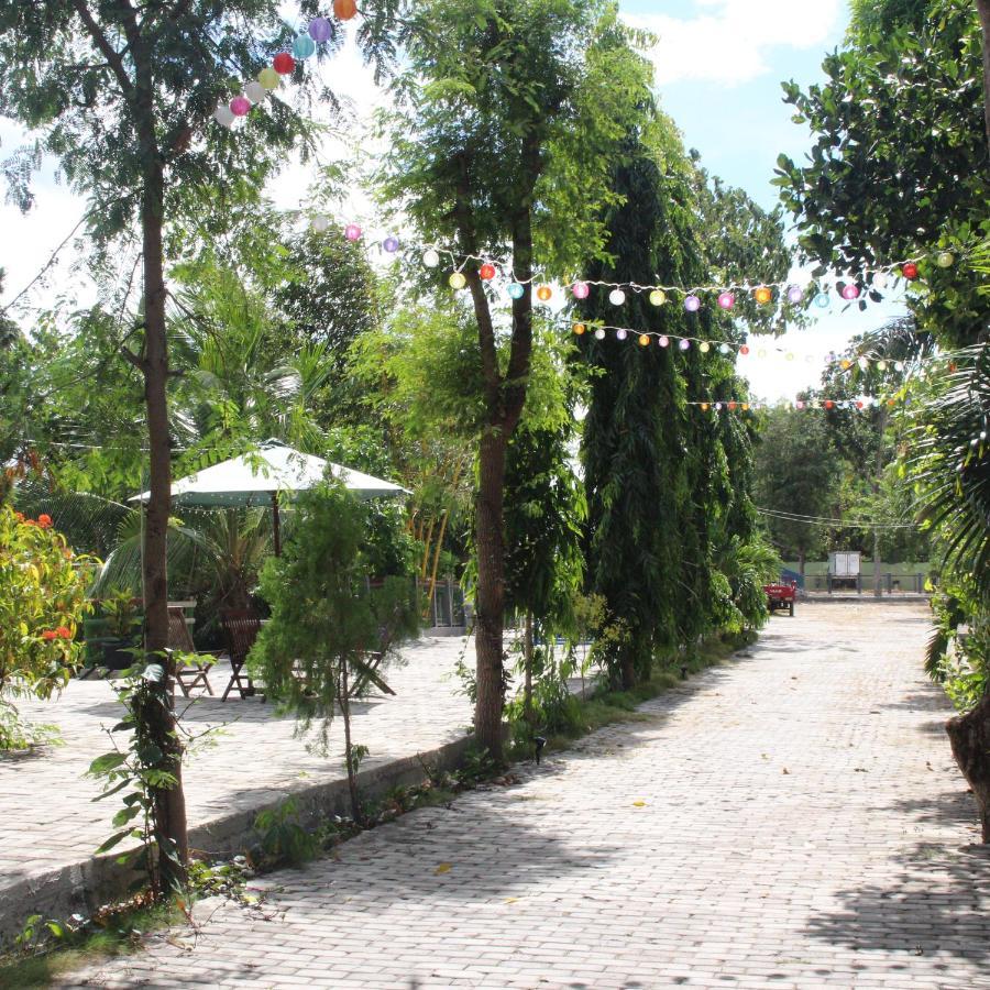 Pondok Wisata Dan Restoran Elim Waingapu Eksteriør bilde